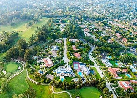 Neighborhood Guides Featured Photo